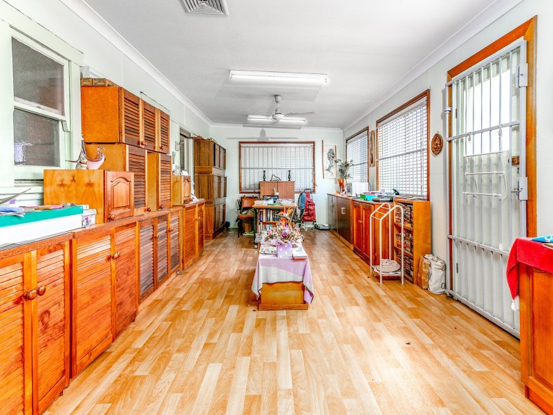 27 Palmerston Rd, Mount Druitt NSW 2770