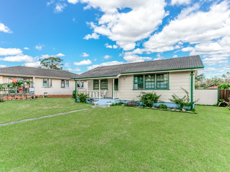 5 Basildon Place, Hebersham NSW 2770