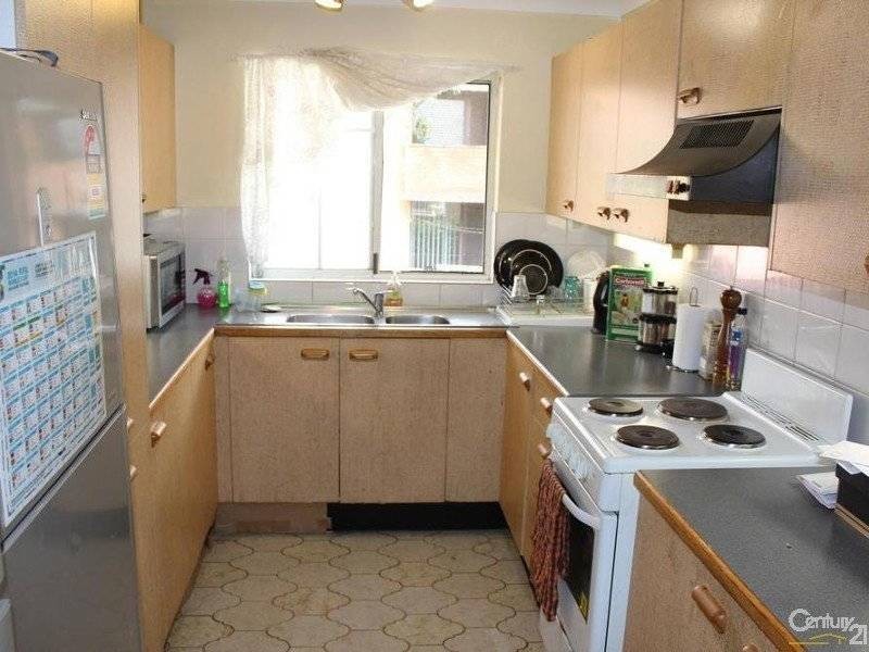 9/27-29 Windsor Road, Merrylands NSW 2160