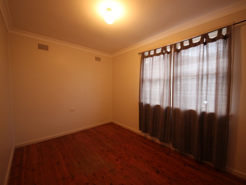 12 Salamaua Road, Whalan NSW 2770