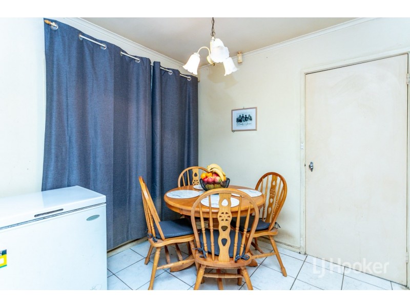 22 Aitape Crescent, Whalan NSW 2770