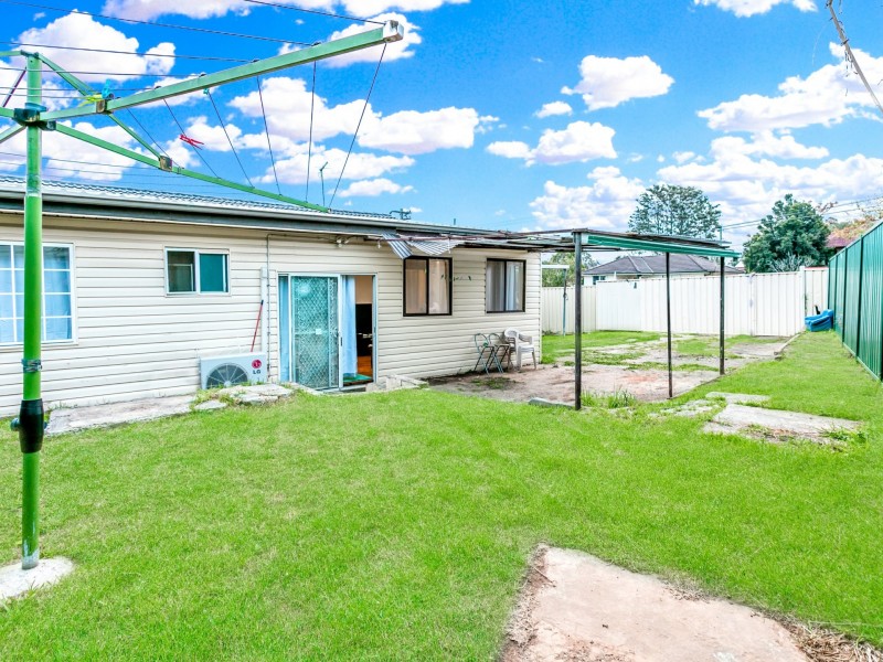 17 Neriba Crescent, Whalan NSW 2770