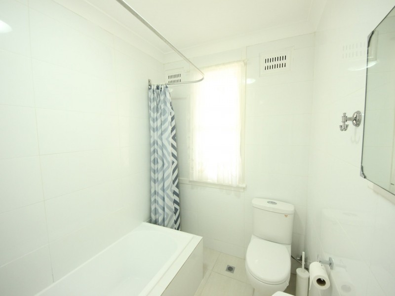 8 Palmyra Avenue, Lethbridge Park NSW 2770