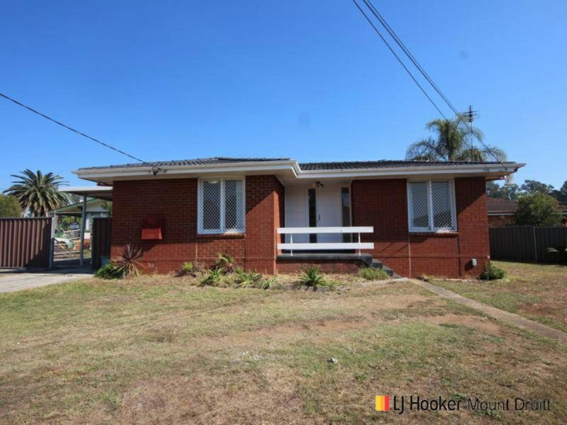 33 Captain Cook Drive, Willmot NSW 2770