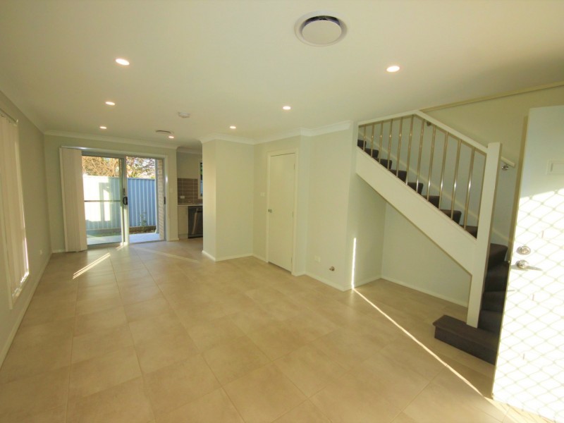 7/45 Canberra Street, Oxley Park NSW 2760