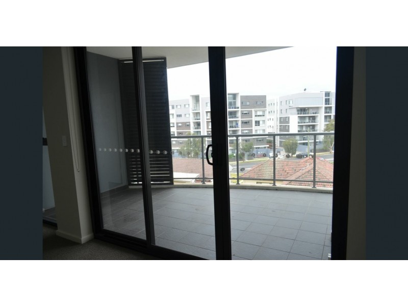 303/38 Chamberlain Street, Campbelltown NSW 2560