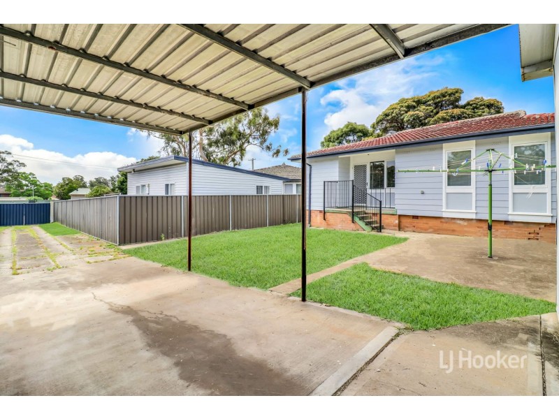 34 Reliance Crescent, Willmot NSW 2770