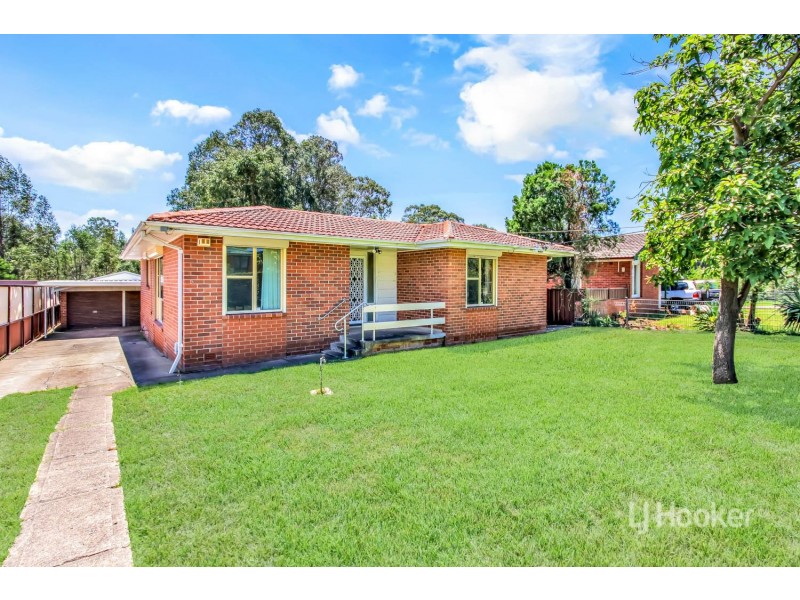 34 Parkes Cresent, Blackett NSW 2770