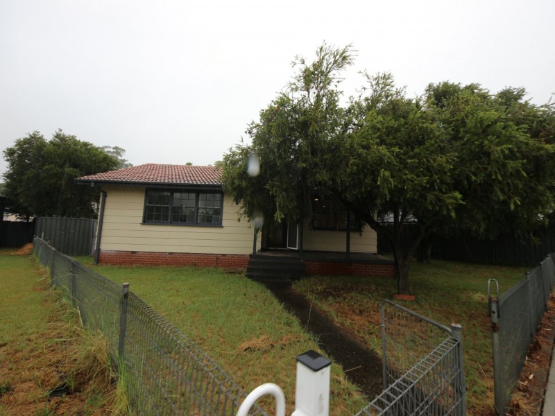 6 Wiesel Place, Willmot NSW 2770