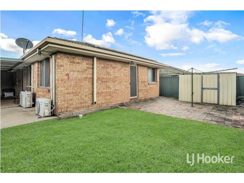 14 Simms Road, Oakhurst NSW 2761