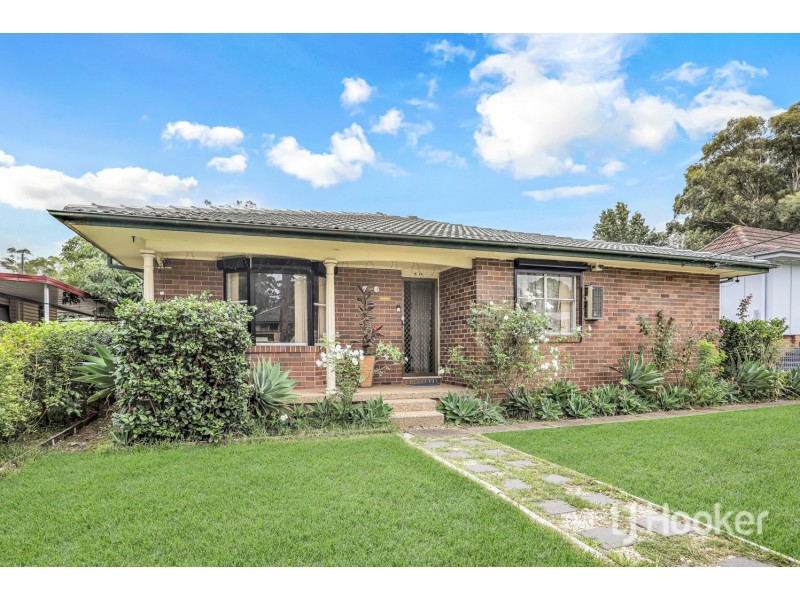 64 Torres Crescent, Whalan NSW 2770