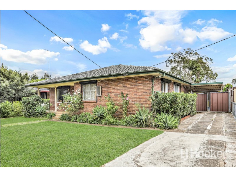 64 Torres Crescent, Whalan NSW 2770