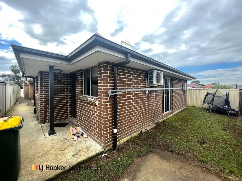 8a Perrin Ave, Plumpton NSW 2761