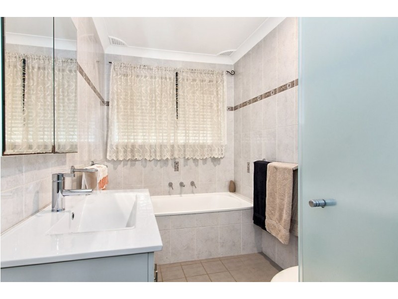 6 Kymea Place, Hebersham NSW 2770