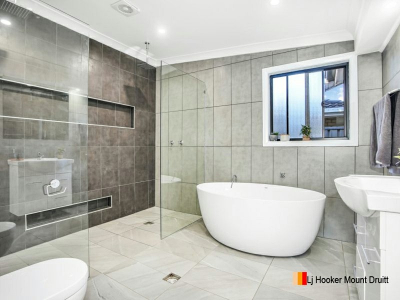 26 Toucan Crescent, Plumpton NSW 2761