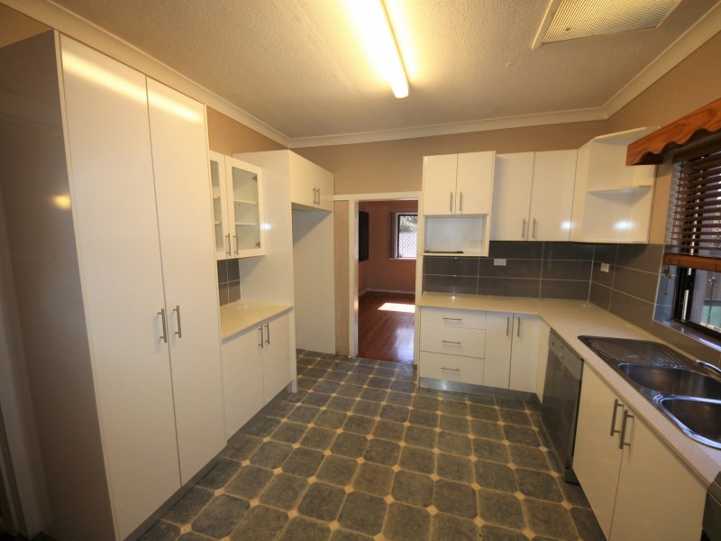 60 Canberra Street, Oxley Park NSW 2760