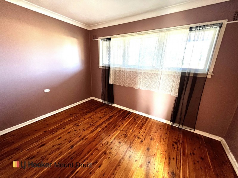 36 Wangaroa Crescent, Lethbridge Park NSW 2770