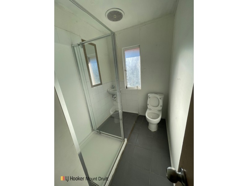 36 Wangaroa Crescent, Lethbridge Park NSW 2770