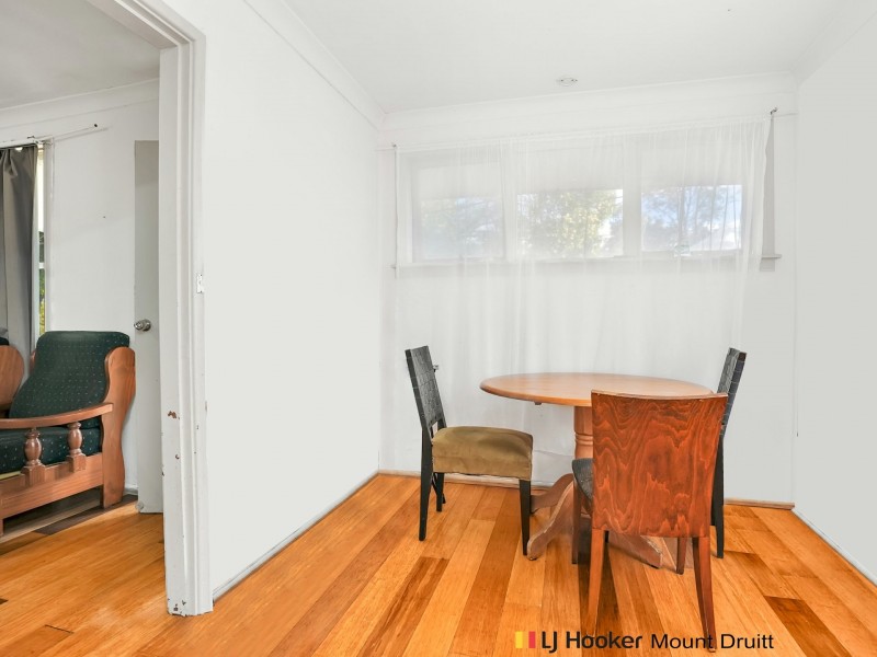 10 & 10a Tairora Street, Whalan NSW 2770