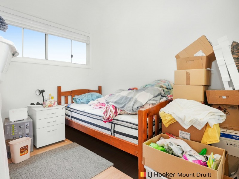 10 & 10a Tairora Street, Whalan NSW 2770