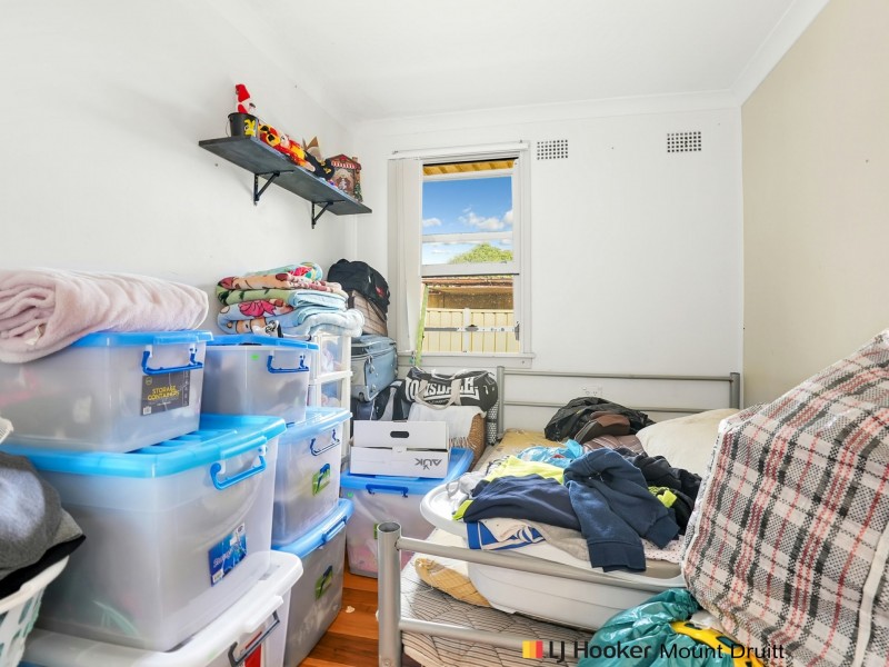 10 & 10a Tairora Street, Whalan NSW 2770