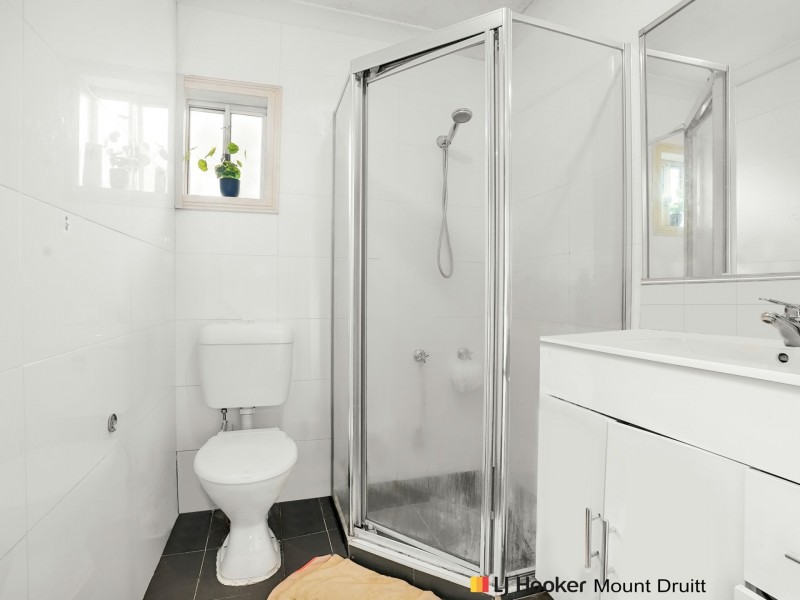 10 & 10a Tairora Street, Whalan NSW 2770