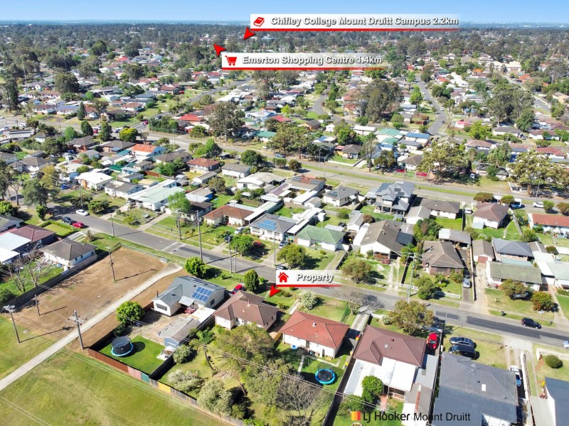 18 Finisterre Avenue, Whalan NSW 2770