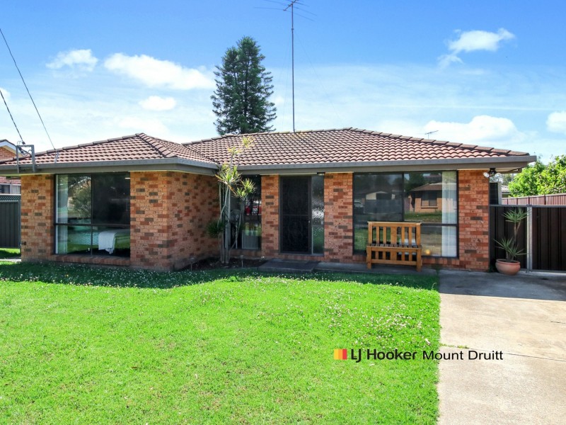 6 Kew Place, Dharruk NSW 2770