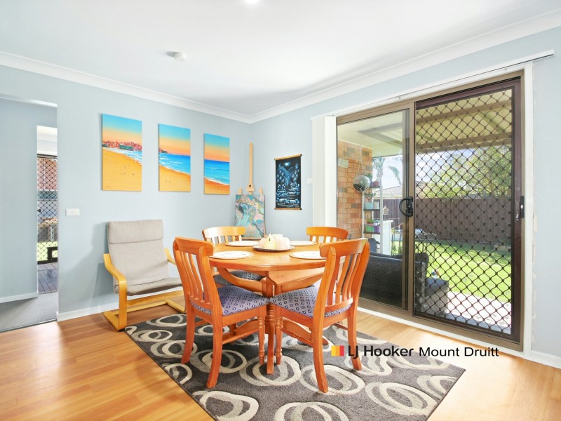 6 Kew Place, Dharruk NSW 2770