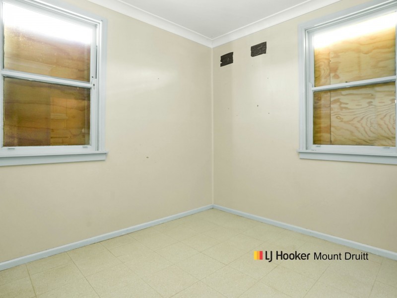 54 Hatherton Road, Lethbridge Park NSW 2770