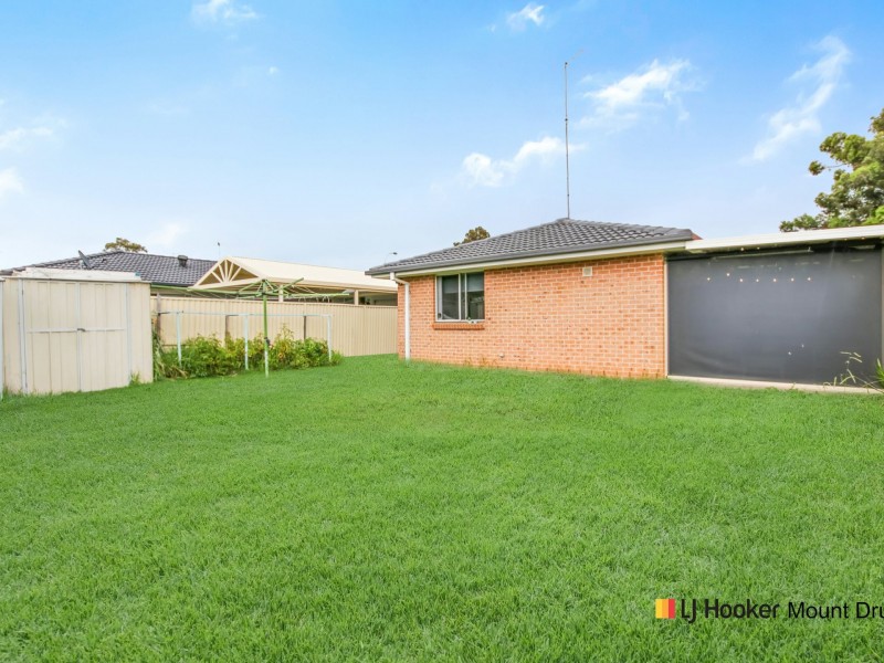 15 Blueberry Drive, Colyton NSW 2760
