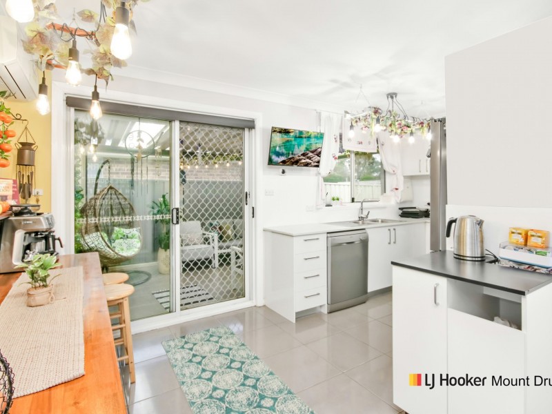 15 Blueberry Drive, Colyton NSW 2760