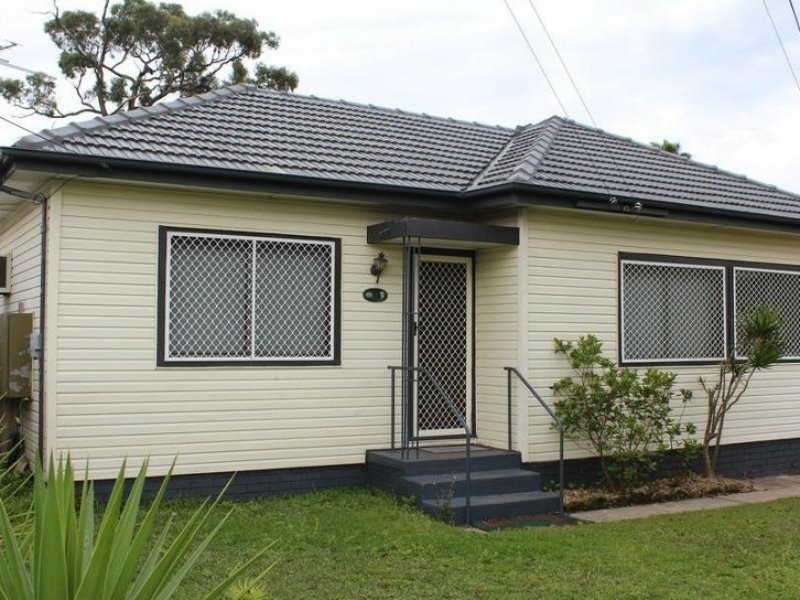 3 Leonard Street, Colyton NSW 2760