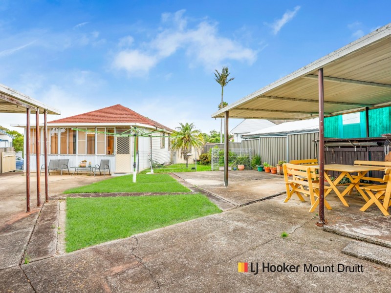 15 Cartwright Crescent, Lalor Park NSW 2147