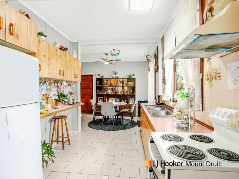 15 Cartwright Crescent, Lalor Park NSW 2147