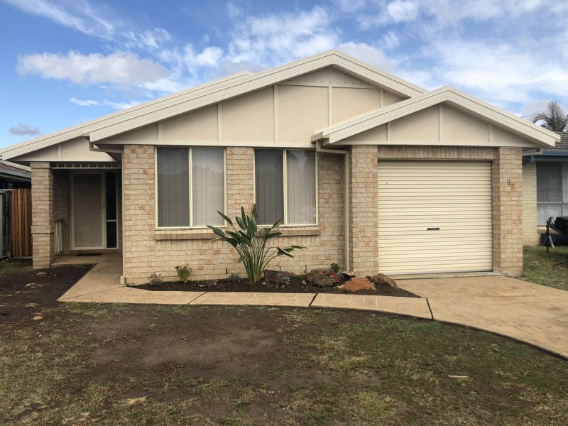 37 Redgum Circuit, Glendenning NSW 2761