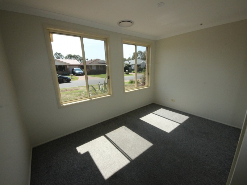 37 Redgum Circuit, Glendenning NSW 2761