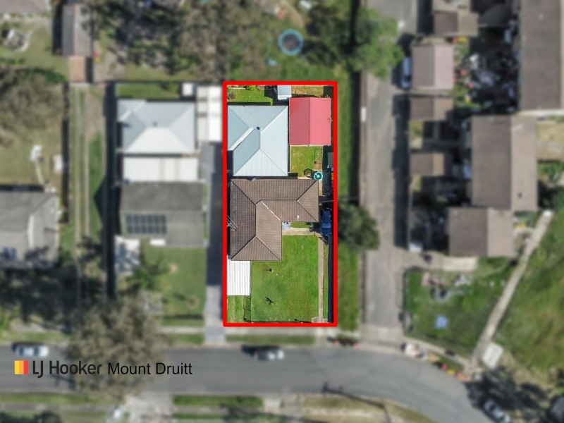 52 & 52a Roebuck Crescent, Willmot NSW 2770