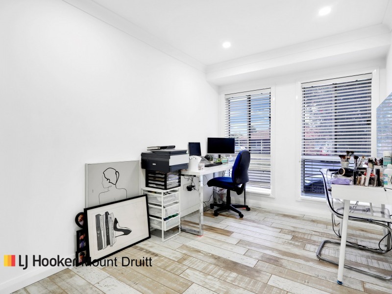 61 Barnard Crescent, Oakhurst NSW 2761