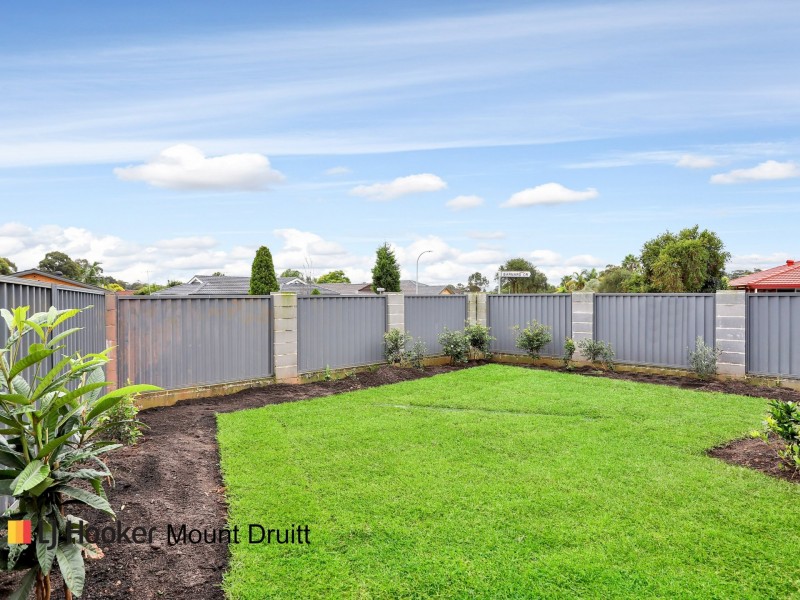61 Barnard Crescent, Oakhurst NSW 2761