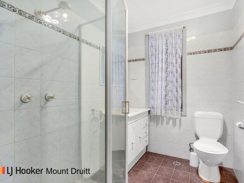 6 Petrel Place, Tregear NSW 2770