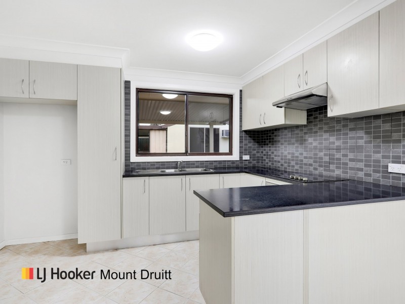 6 Kenyon Crescent, Doonside NSW 2767