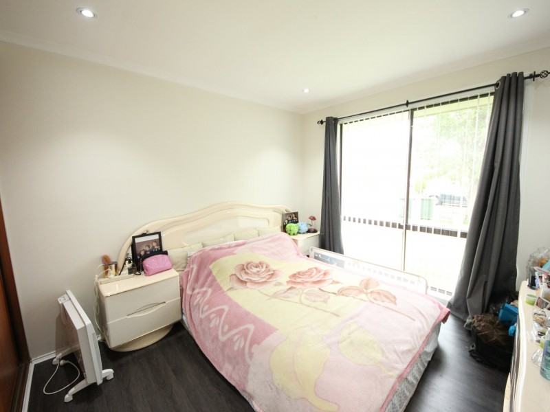 33 Dryden Avenue, Oakhurst NSW 2761