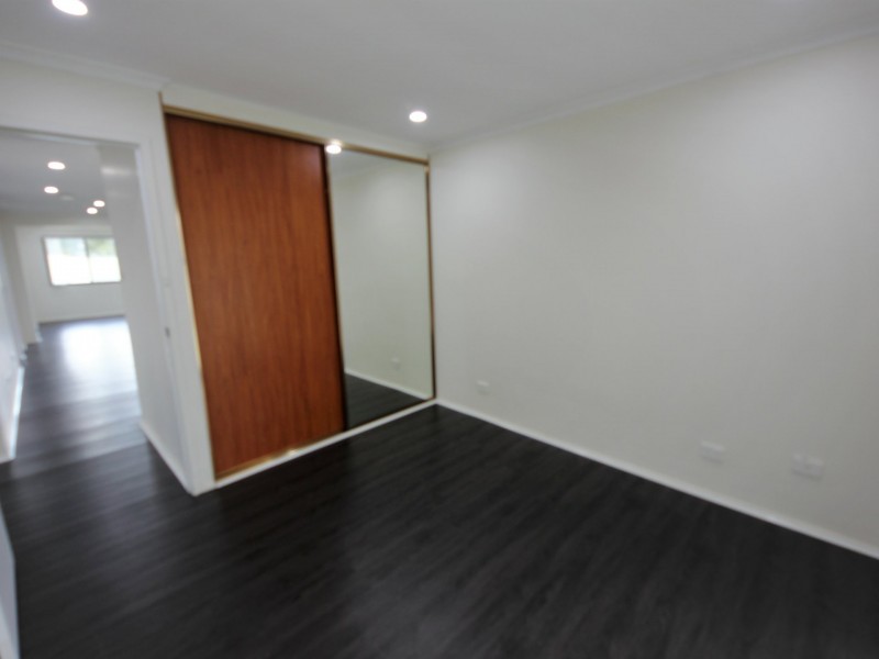 33 Dryden Avenue, Oakhurst NSW 2761