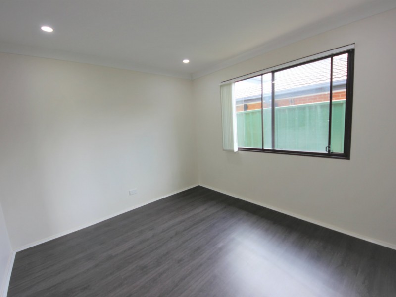 33 Dryden Avenue, Oakhurst NSW 2761