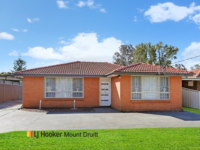 52 & 52a Trawalla St, Hebersham NSW 2770