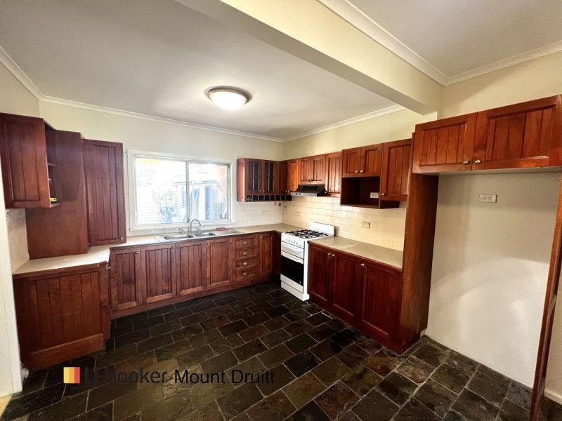 30 Balbeek Ave, Blacktown NSW 2148