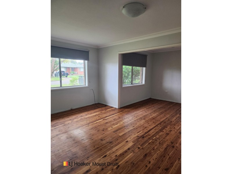6 Chilaw Ave, St Marys NSW 2760