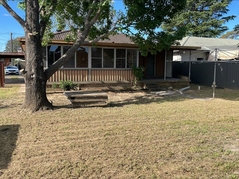 6 Chilaw Ave, St Marys NSW 2760