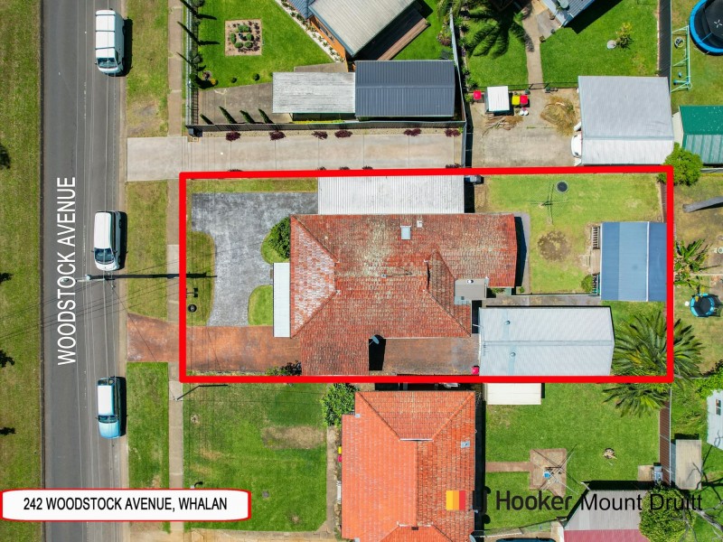 242 Woodstock Ave, Whalan NSW 2770